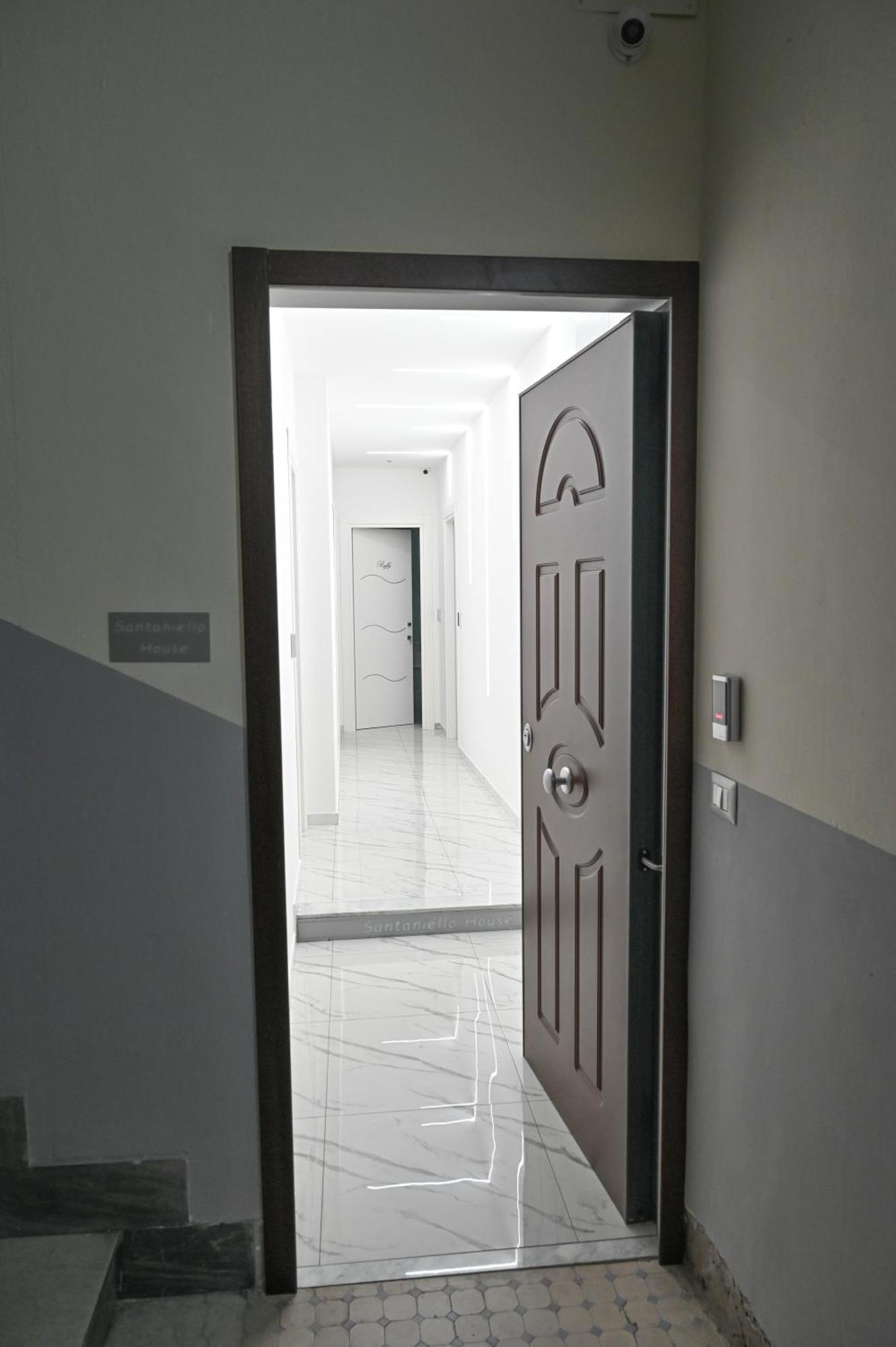 לינה וארוחת בוקר נאפולי Bebsantaniellohouse1 מראה חיצוני תמונה