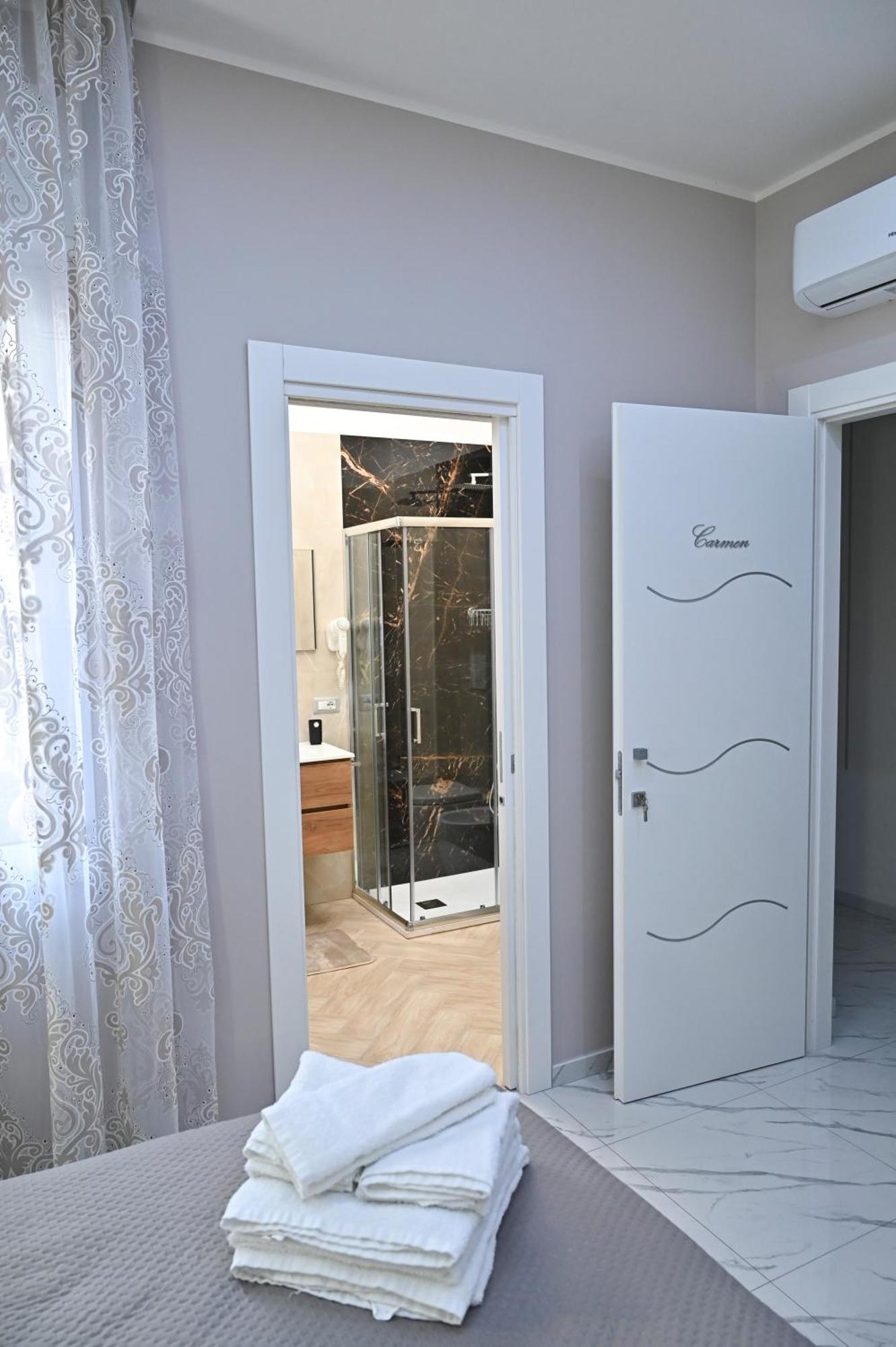 לינה וארוחת בוקר נאפולי Bebsantaniellohouse1 מראה חיצוני תמונה