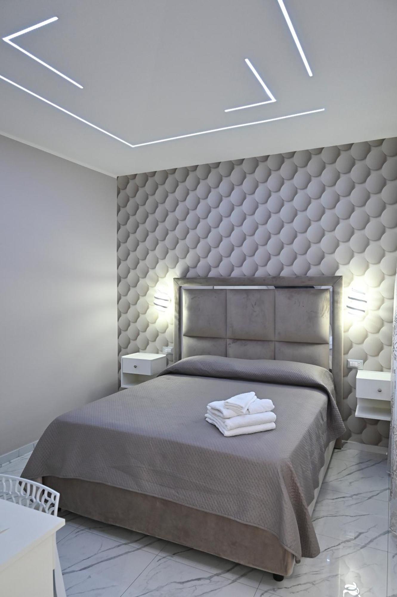 לינה וארוחת בוקר נאפולי Bebsantaniellohouse1 מראה חיצוני תמונה